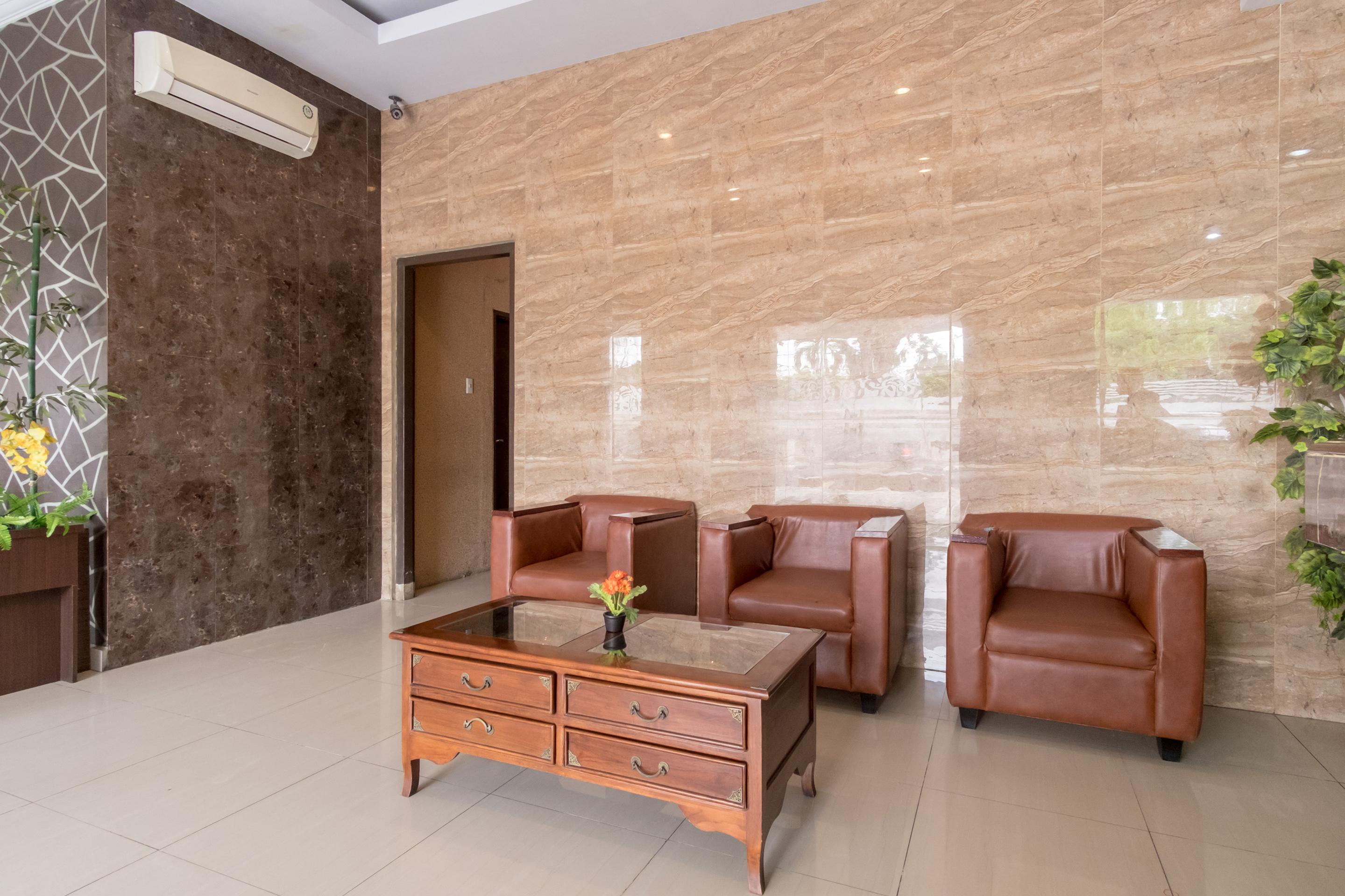 Oyo 741 Hotel Labuhan Raya Medan Exteriér fotografie