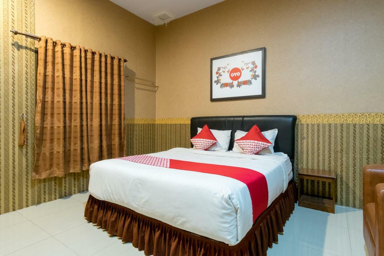 Oyo 741 Hotel Labuhan Raya Medan Exteriér fotografie