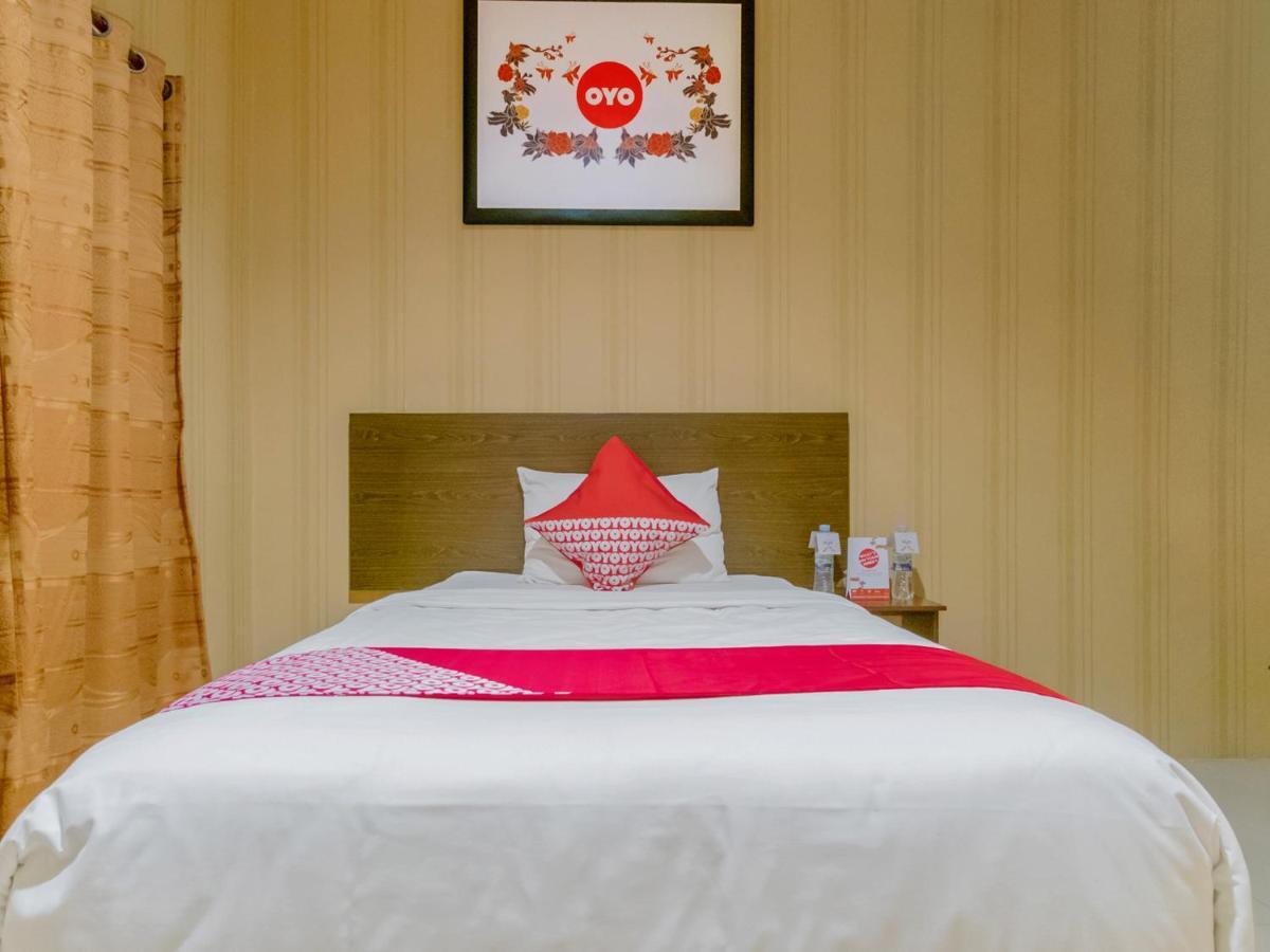 Oyo 741 Hotel Labuhan Raya Medan Exteriér fotografie