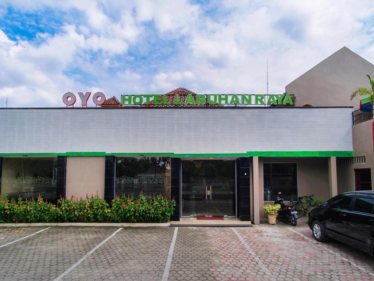 Oyo 741 Hotel Labuhan Raya Medan Exteriér fotografie