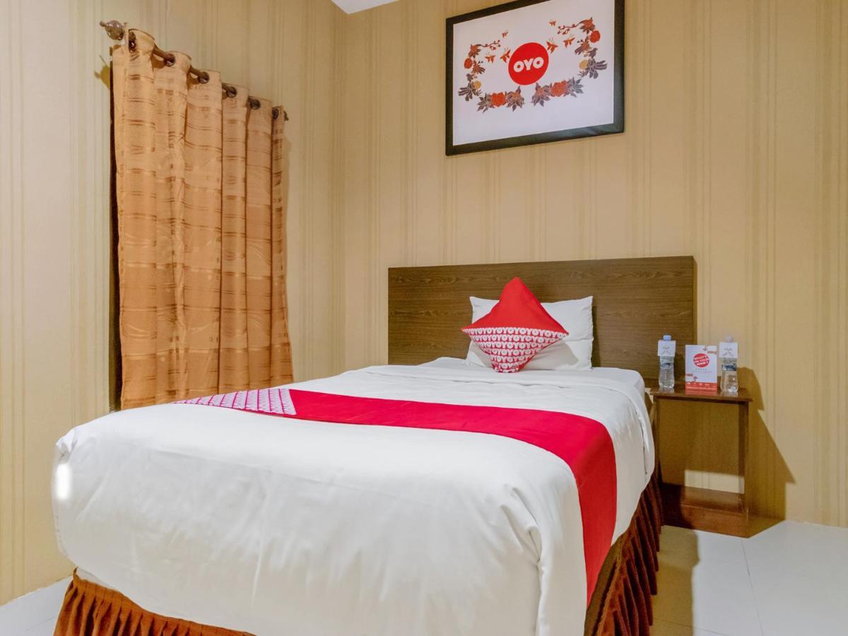 Oyo 741 Hotel Labuhan Raya Medan Exteriér fotografie